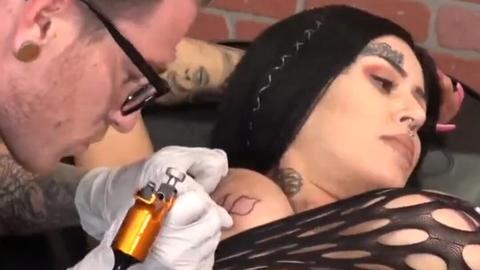 Tatoo Studio - Chudai 🙈