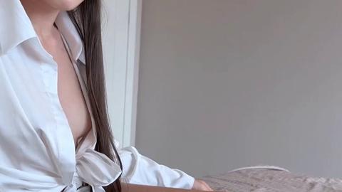 Relationship 🥀 - Create your perfect AI girlfriend—sexy, witty, and always ready for f...