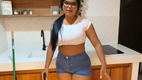 Relationship 🥀 - Create your perfect AI girlfriend—sexy, witty, and always ready for f...