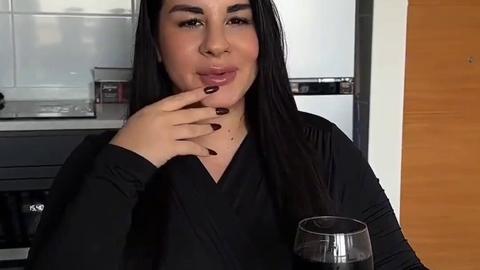 Relationship 🥀 - Create your perfect AI girlfriend—sexy, witty, and always ready for f...