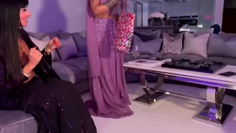 Sex Fantasy - Tired of masturbation? 💧😫 Download the app and let the girls help you...