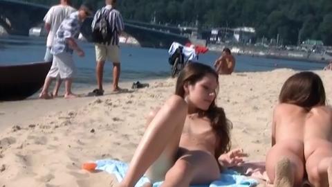 Come on Beach 🏖️ - Chudai 😛 والله العظيم اليوم عرفت ان👇  التطبيق الي بهذا الرابط فيه قحا...