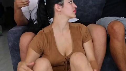 Hdslut - Watta 💦💦  Tired of watch video？ 💧😫 Download the app and let the girls...